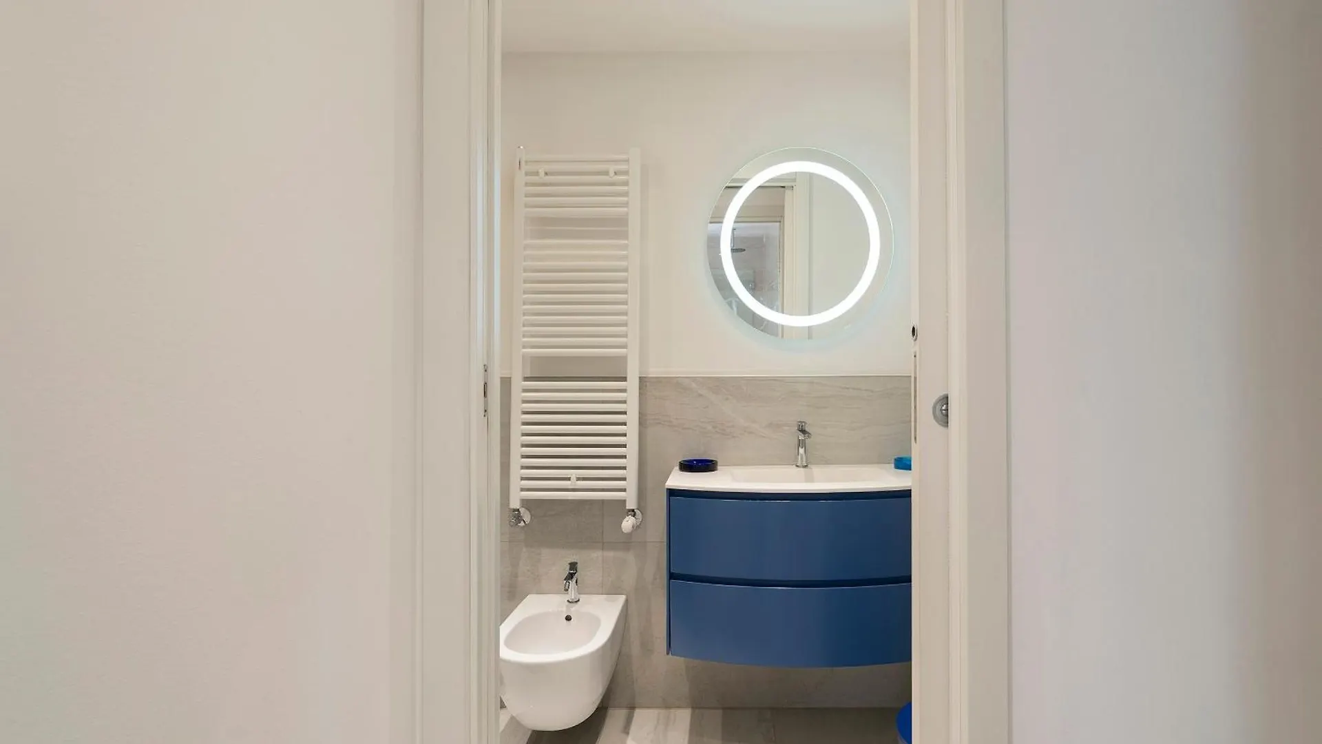 Stupendo Luxury Apartment Canal & Garden View Venice