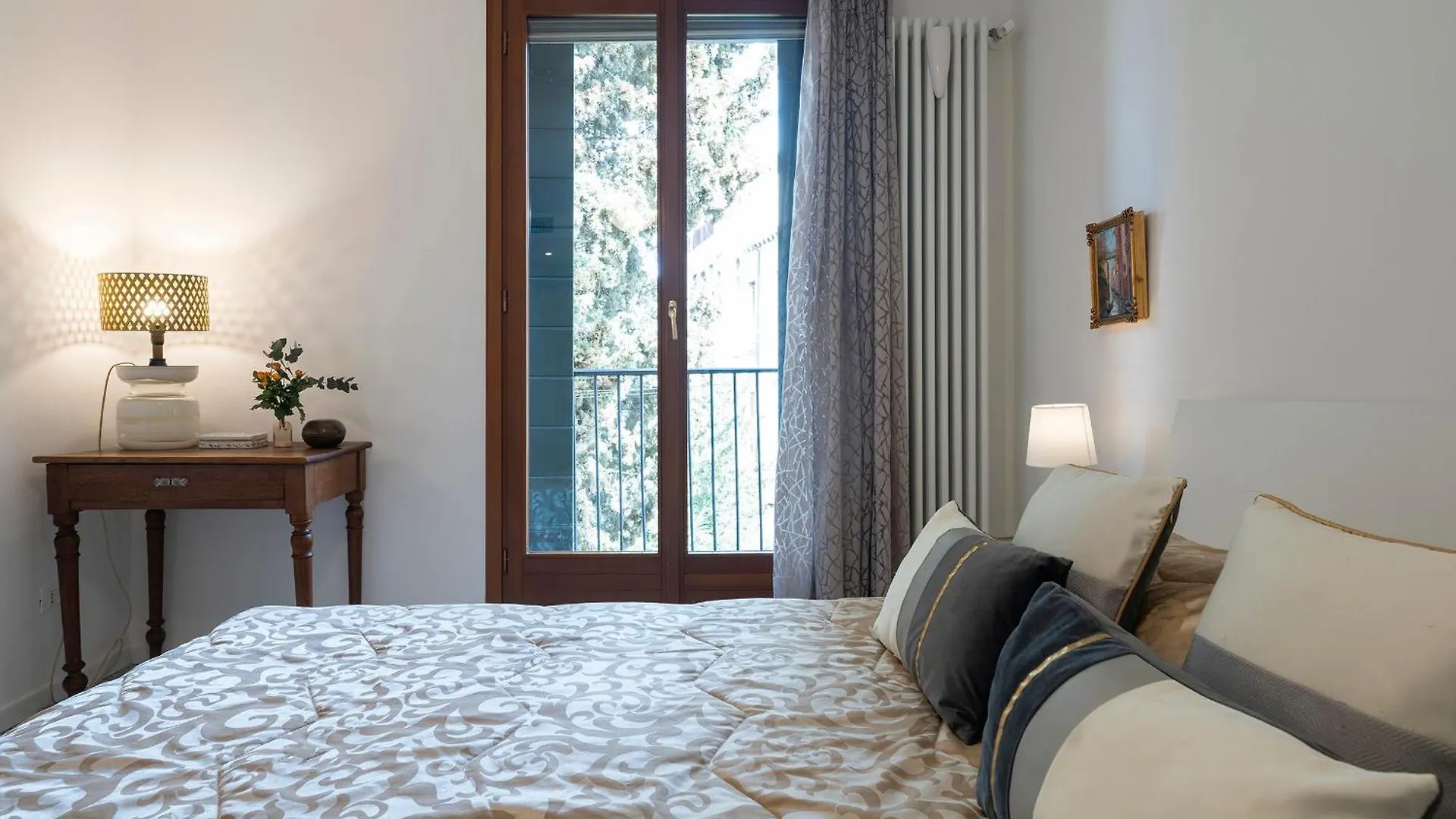 Stupendo Luxury Apartment Canal & Garden View Venice