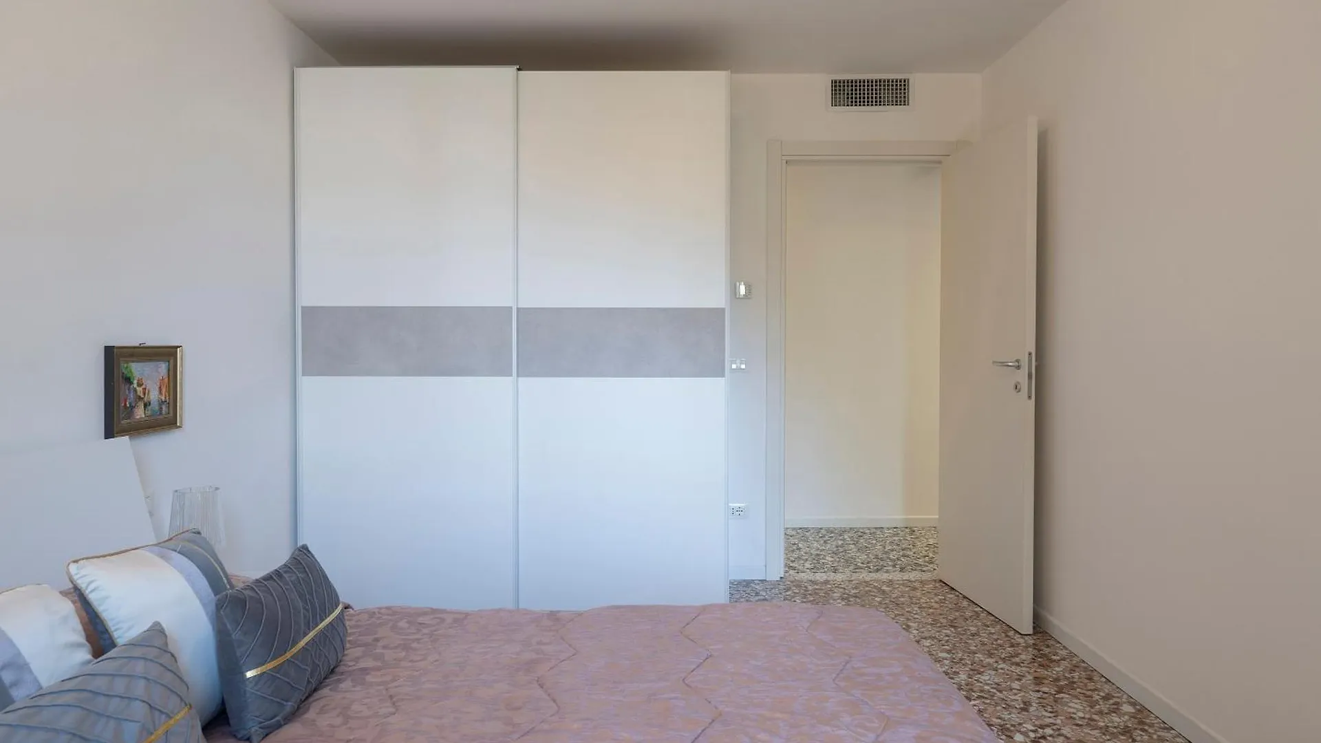 Stupendo Luxury Apartment Canal & Garden View Venice Italy