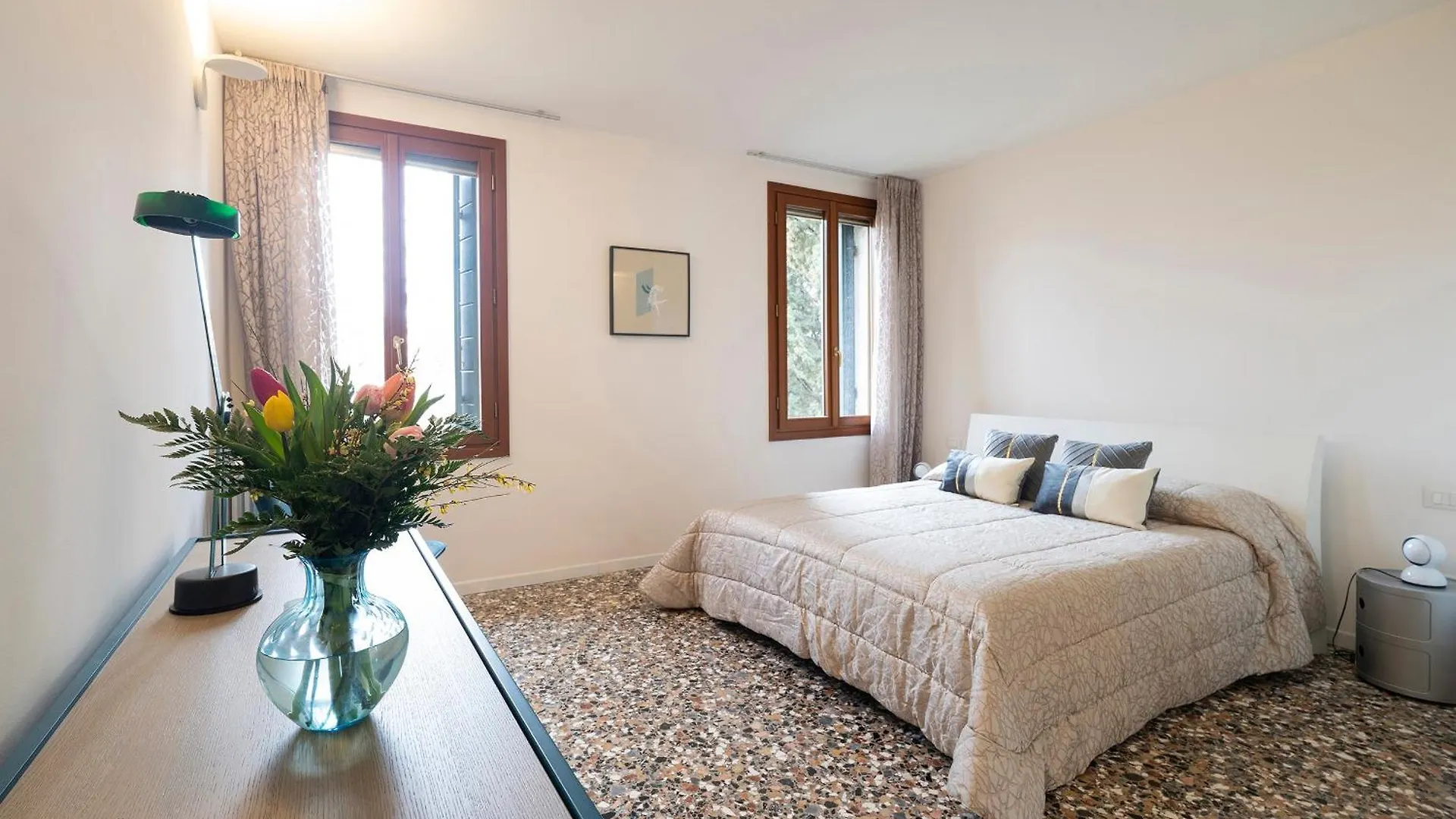 Stupendo Luxury Apartment Canal & Garden View Venice